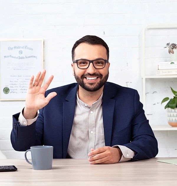 How to Make a Strong First Impression Online