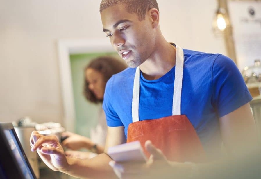 Well-Paying Jobs for International Students in the USA With No Experience Required)