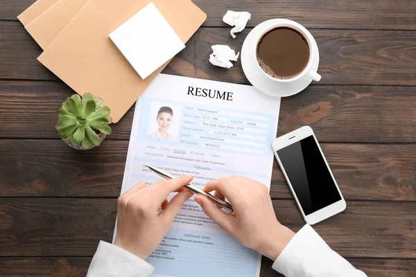 Job Experts Swear By These Secrets to Landing Your Dream Role